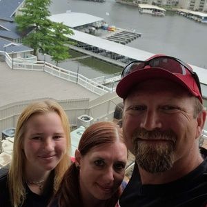 Meet your Posher, Sam